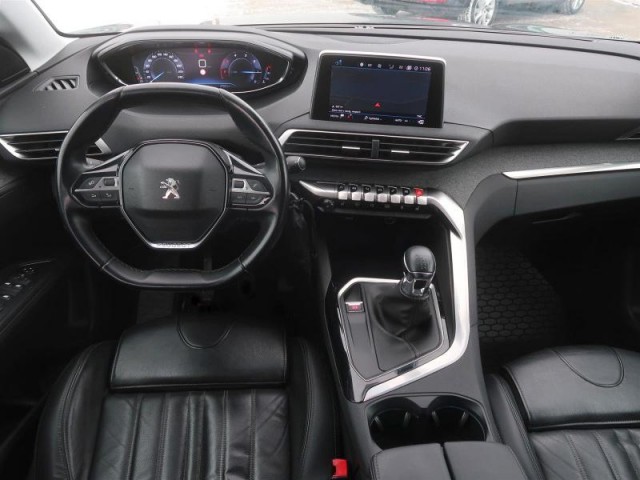 Peugeot 5008  1.5 BlueHDi Allure