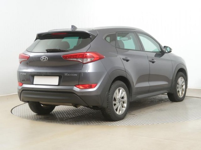 Hyundai Tucson  1.7 CRDi 