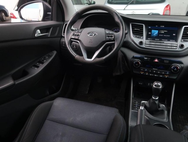 Hyundai Tucson  1.7 CRDi 