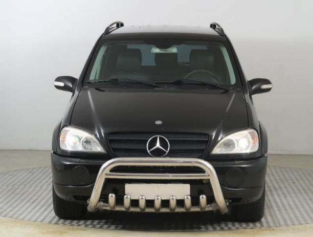 Mercedes-Benz ML  ML 270 CDI 