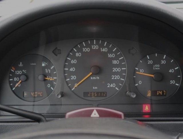 Mercedes-Benz ML  ML 270 CDI 