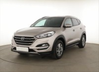 Hyundai Tucson  1.7 CRDi Trikolor