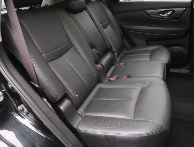 Nissan X-Trail  1.6 dCi 