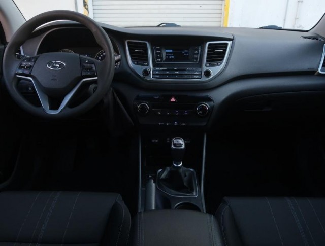 Hyundai Tucson  2.0 CRDi 