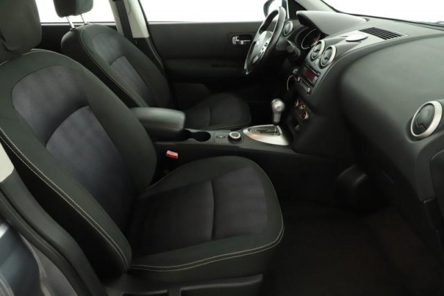 Nissan Qashqai  2.0 dCi 