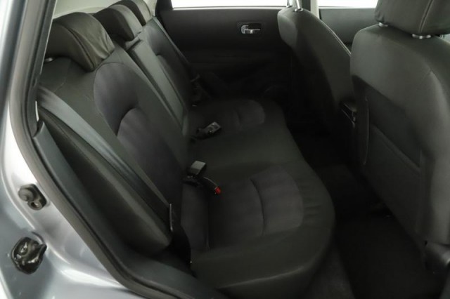 Nissan Qashqai  2.0 dCi 