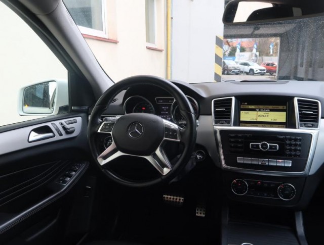 Mercedes-Benz ML  ML 350 BlueTEC 