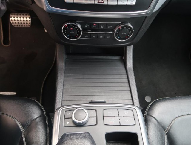 Mercedes-Benz ML  ML 350 BlueTEC 