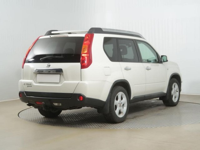 Nissan X-Trail  2.0 dCi 