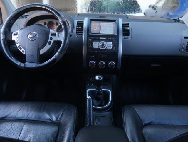 Nissan X-Trail  2.0 dCi 