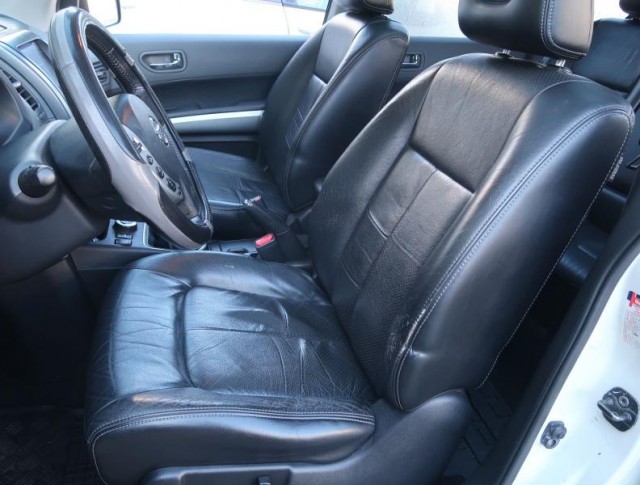 Nissan X-Trail  2.0 dCi 