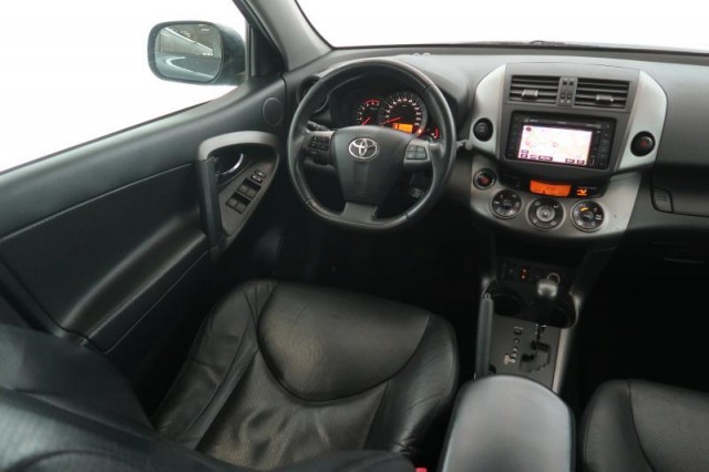 Toyota RAV 4  2.2 D-4D 