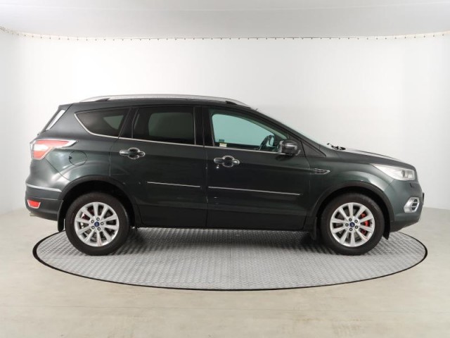 Ford Kuga  1.5 TDCi Titanium
