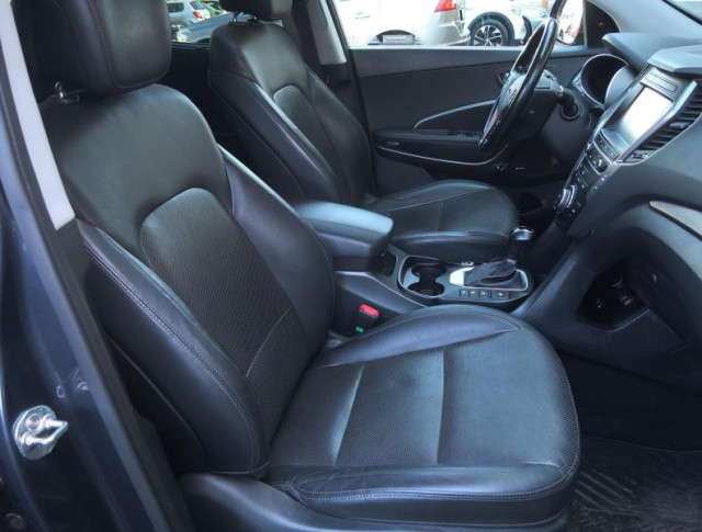 Hyundai Santa Fe  2.2 CRDi Blue 