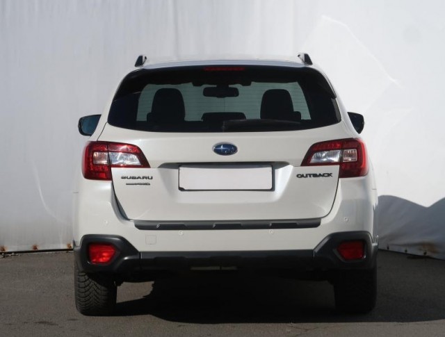Subaru Outback  2.5 i 