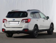 Subaru Outback  2.5 i 