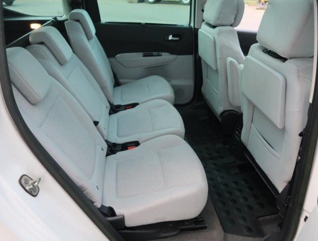 Peugeot 5008  2.0 HDI 