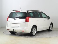 Peugeot 5008  2.0 HDI 