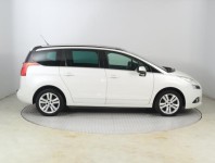Peugeot 5008  2.0 HDI 