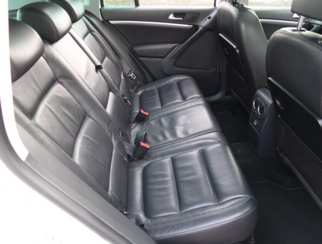 Volkswagen Tiguan  2.0 TDI R-Line