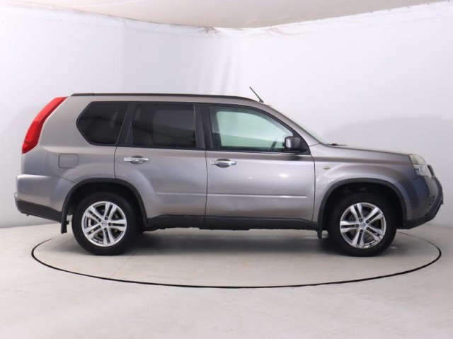 Nissan X-Trail  2.0 dCi 