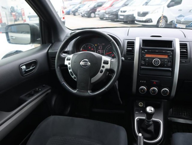 Nissan X-Trail  2.0 dCi 