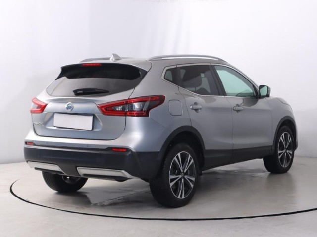 Nissan Qashqai  1.3 DIG-T 