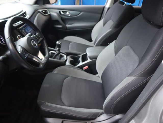 Nissan Qashqai  1.3 DIG-T 