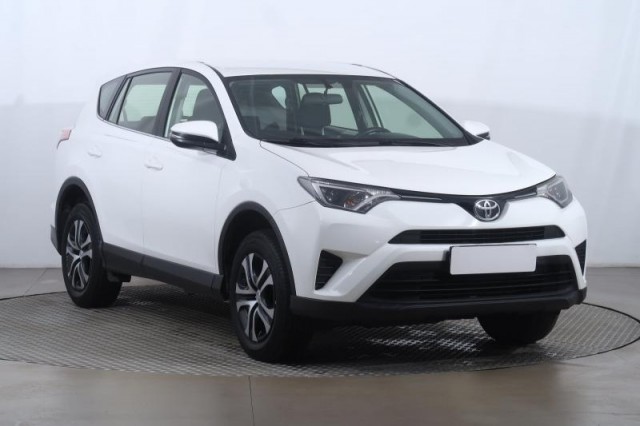 Toyota RAV 4  2.0 VVT-i 