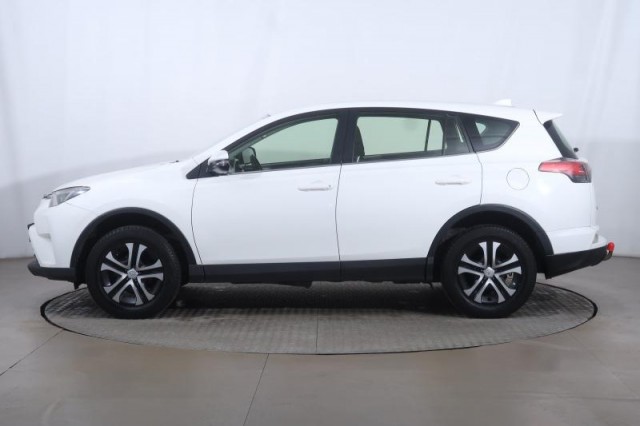 Toyota RAV 4  2.0 VVT-i 