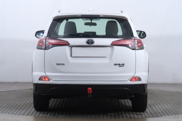 Toyota RAV 4  2.0 VVT-i 