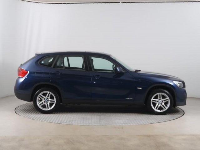 BMW X1  sDrive18i 