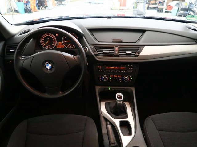 BMW X1  sDrive18i 