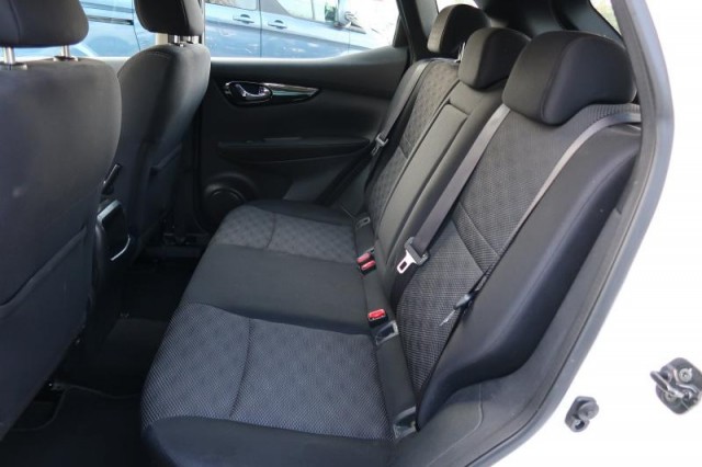 Nissan Qashqai  1.2 DIG-T 