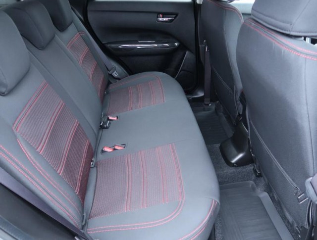 Suzuki Vitara  1.6 VVT Elegance