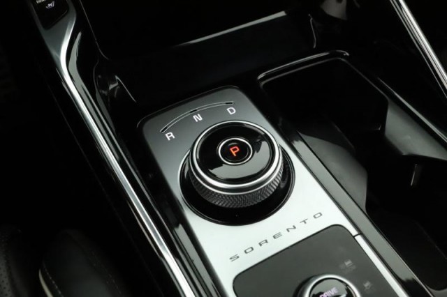 Kia Sorento  2.2 CRDi 