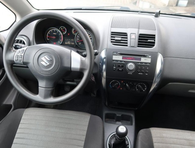 Suzuki SX4  1.6 VVT 