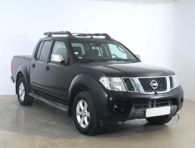 Nissan Navara  2.5 D 
