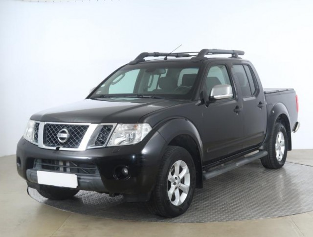 Nissan Navara  2.5 D 