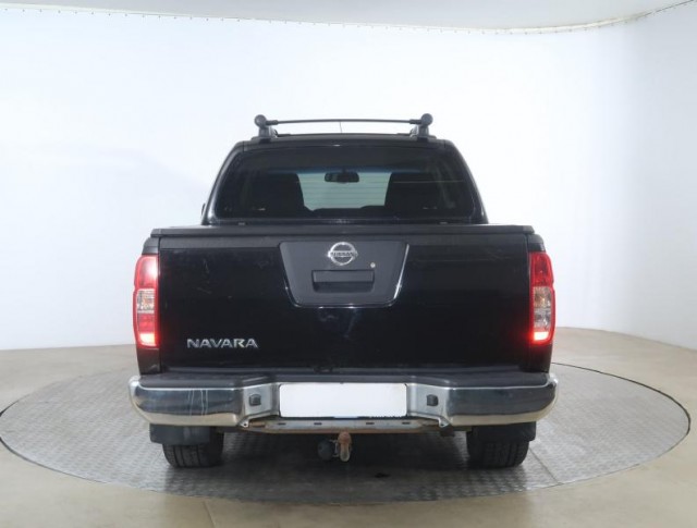 Nissan Navara  2.5 D 
