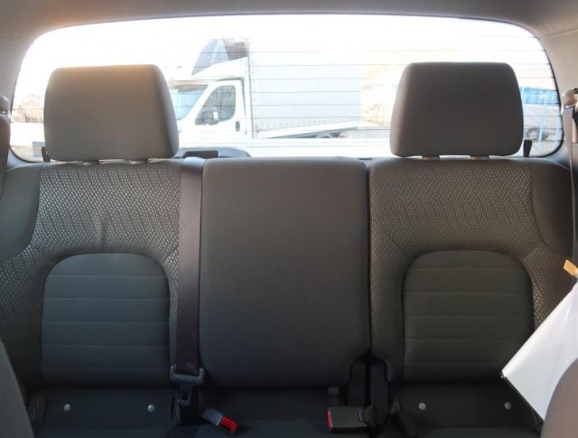 Nissan Navara  2.5 D 