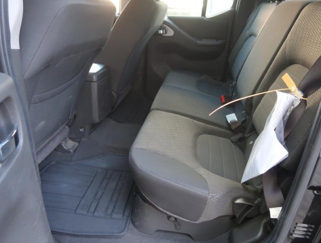 Nissan Navara  2.5 D 