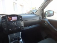 Nissan Navara  2.5 D 