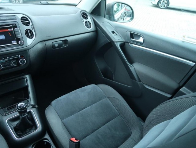 Volkswagen Tiguan  2.0 TDI 