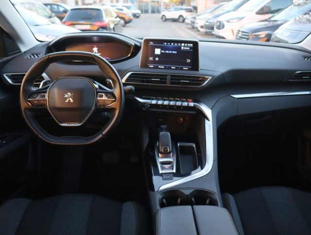 Peugeot 5008  1.5 BlueHDi Active Pack