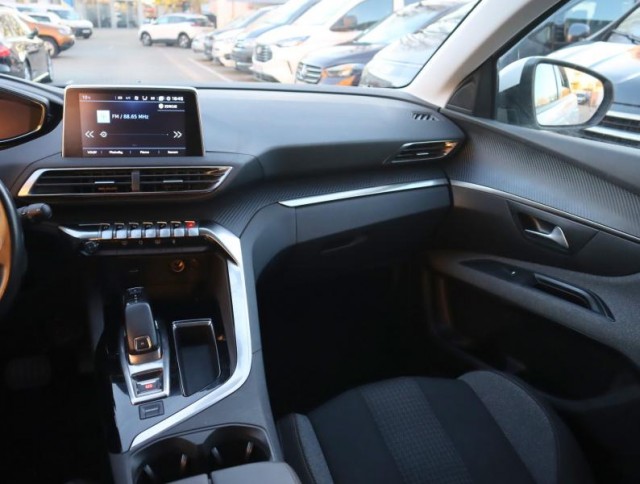 Peugeot 5008  1.5 BlueHDi Active Pack