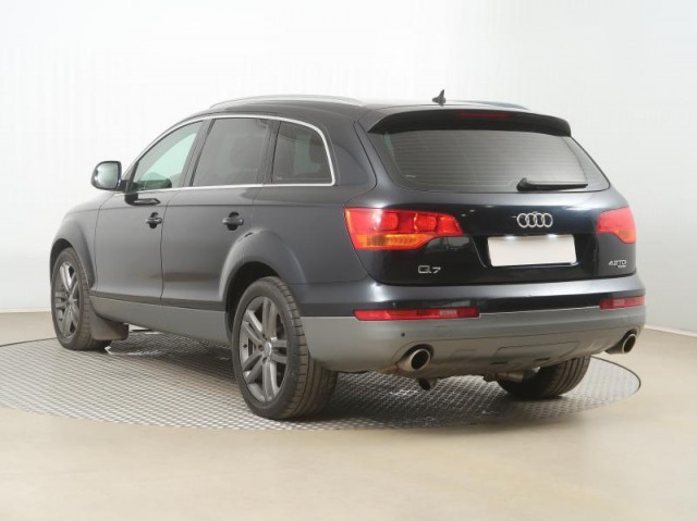 Audi Q7  4.2 TDI 