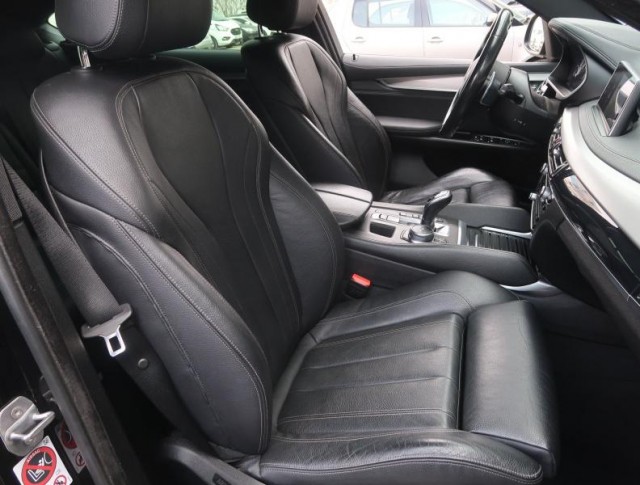 BMW X6  xDrive30d M Paket