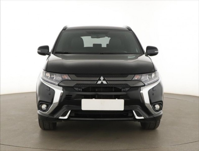 Mitsubishi Outlander  2.0 