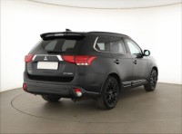 Mitsubishi Outlander  2.0 